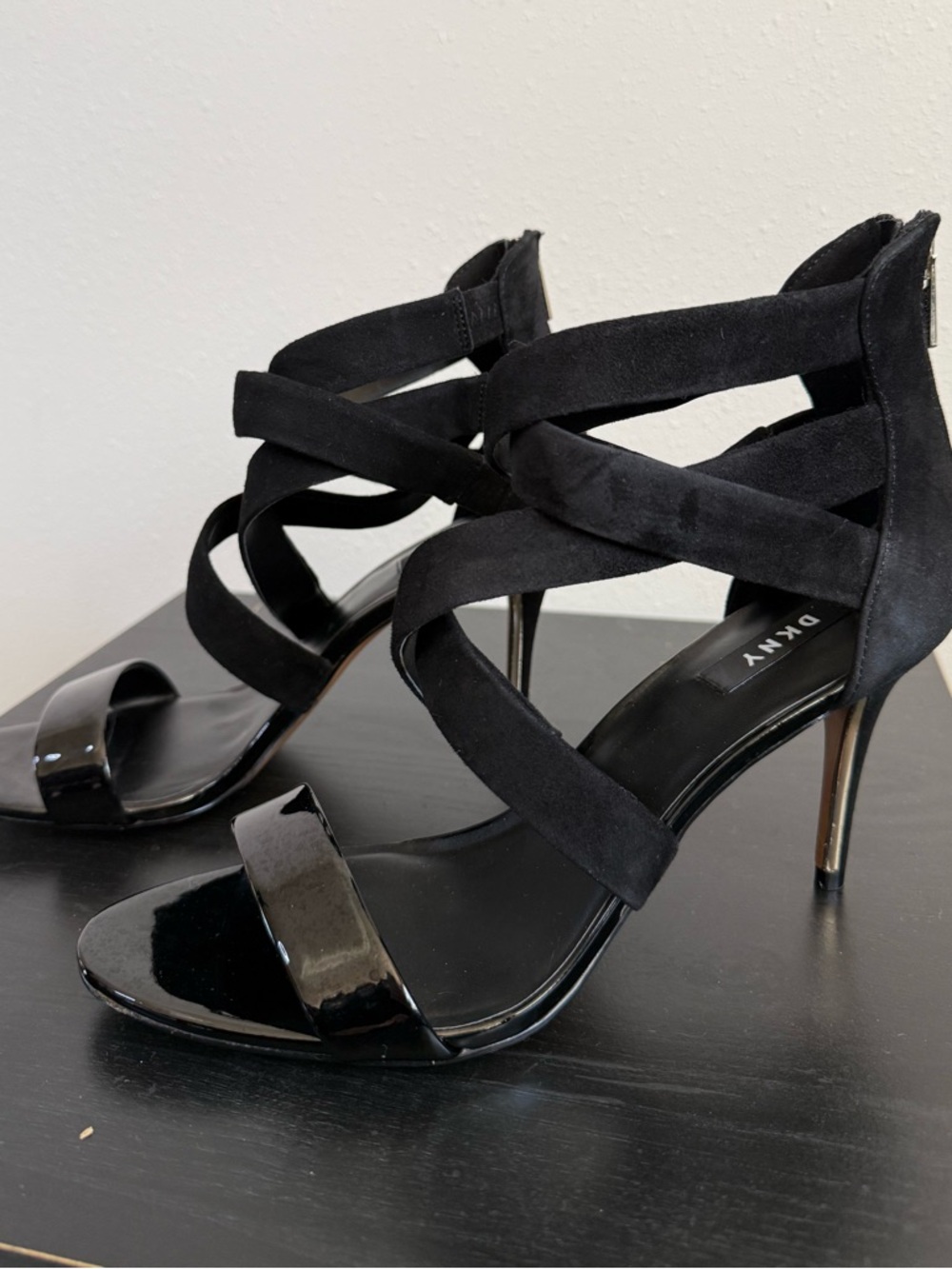 DKNY Iggi Black Strappy Heels Size 10 NIB Patent Toe Stiletto Sandals - Picture 8 of 13